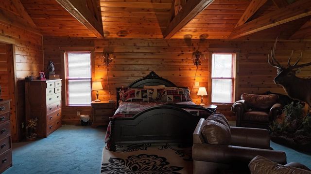 4002 CTY RD I, Saukville, WI 53080