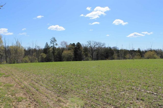 4002 CTY RD I, Saukville, WI 53080