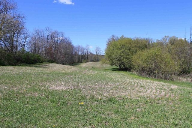4002 CTY RD I, Saukville, WI 53080