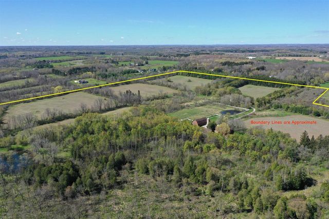 4002 CTY RD I, Saukville, WI 53080