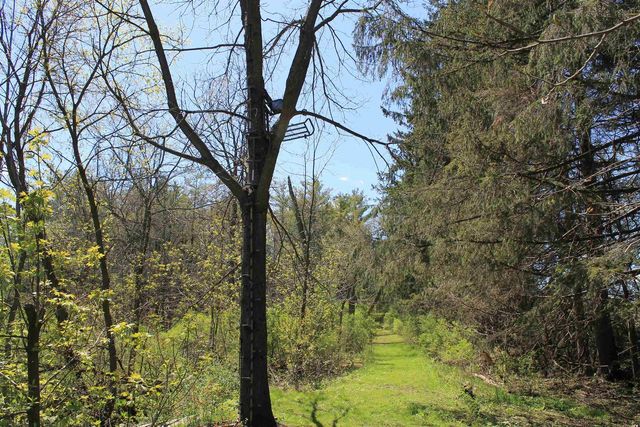 4002 CTY RD I, Saukville, WI 53080
