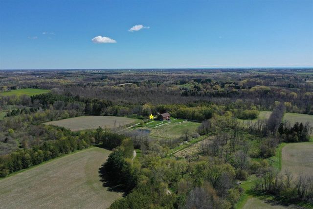 4002 CTY RD I, Saukville, WI 53080