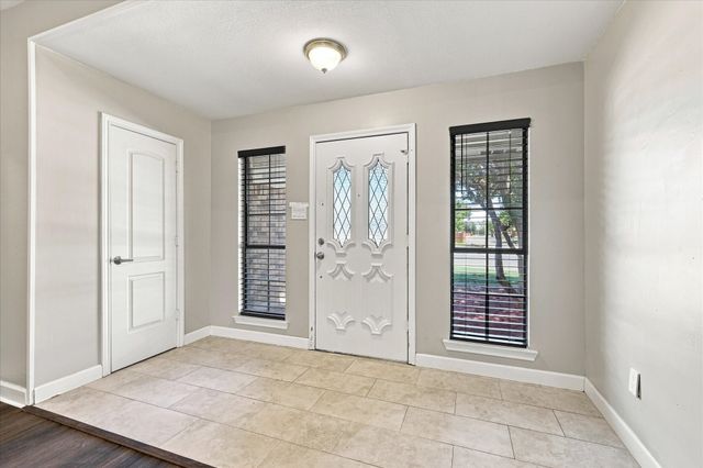 7320 Wesley Court, North Richland Hills, TX 76180