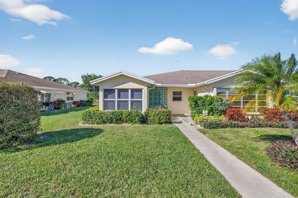 5392 Lakefront Boulevard A, Delray Beach, FL 33484
