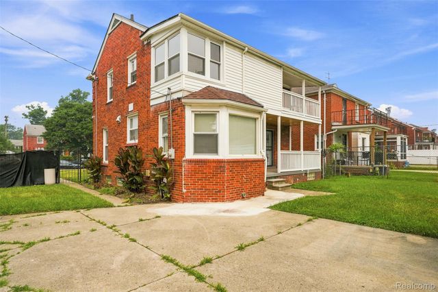 16130 Whitcomb Street, Detroit, MI 48235