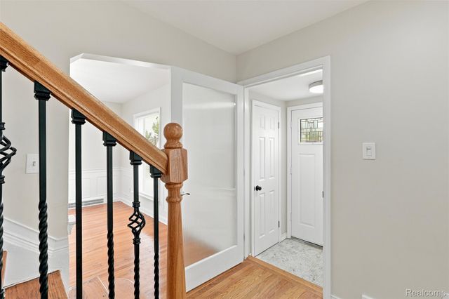16130 Whitcomb Street, Detroit, MI 48235