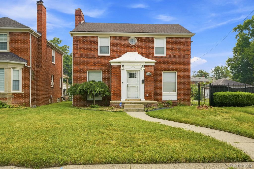 16130 Whitcomb Street, Detroit, MI 48235