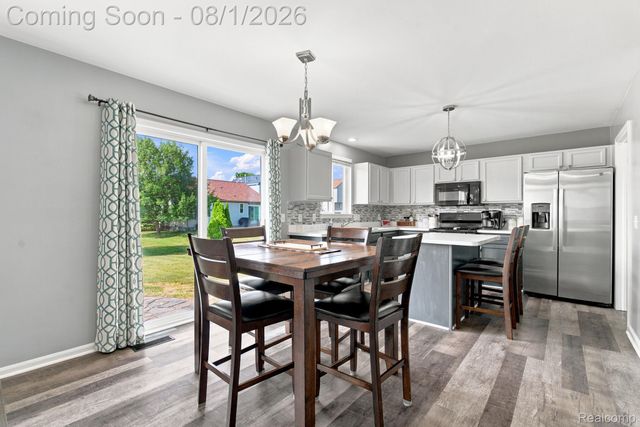 5189 Meadow Crest Circle, Grand Blanc Charter Township, MI 48442