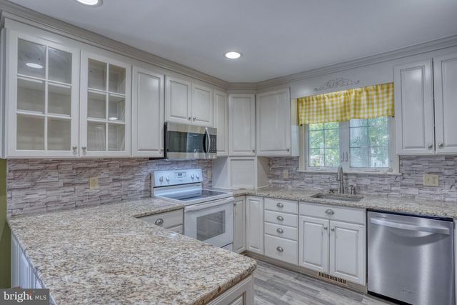 28 DUCHESS CIR, Dover, DE 19901