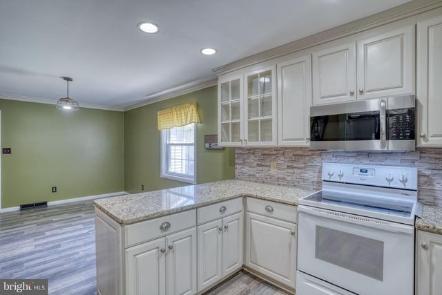28 DUCHESS CIR, Dover, DE 19901