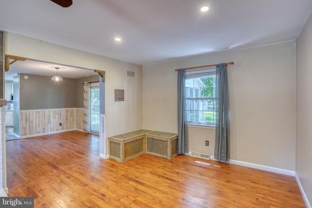28 DUCHESS CIR, Dover, DE 19901