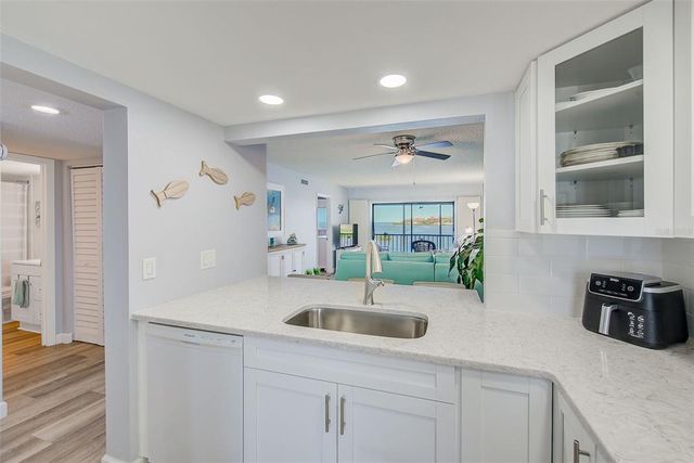 8211 BRENT STREET 815, Port Richey, FL 34668