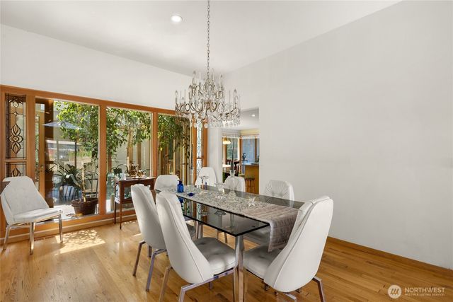 351 NE 163rd, Shoreline, WA 98155