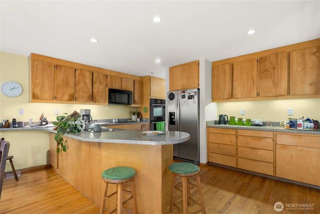 351 NE 163rd, Shoreline, WA 98155