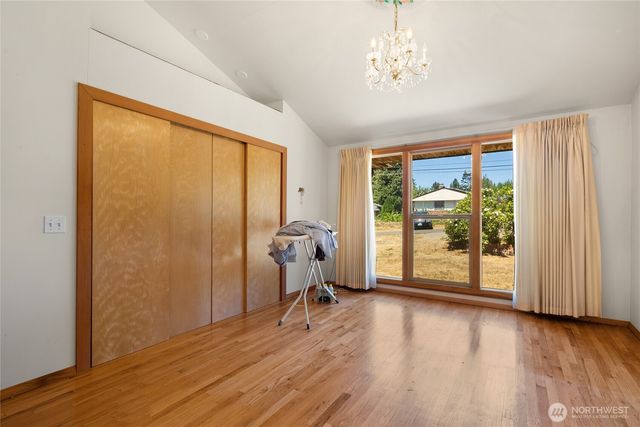 351 NE 163rd, Shoreline, WA 98155