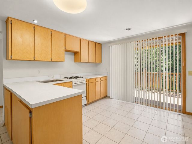 351 NE 163rd, Shoreline, WA 98155
