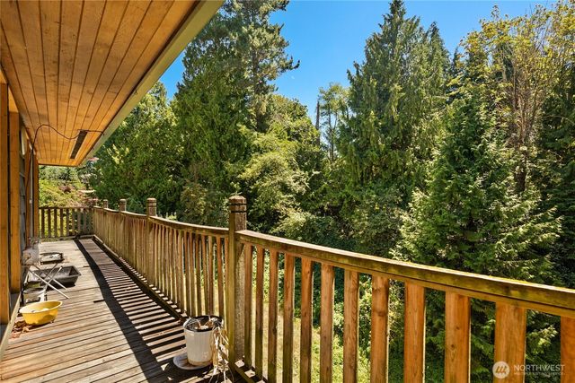 351 NE 163rd, Shoreline, WA 98155