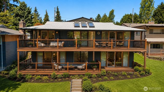 351 NE 163rd, Shoreline, WA 98155