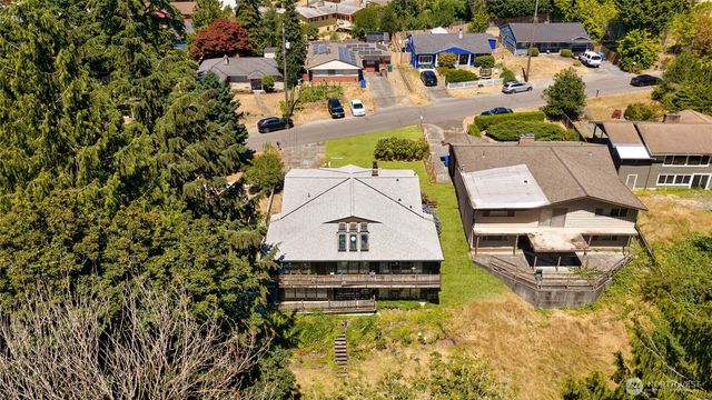 351 NE 163rd, Shoreline, WA 98155