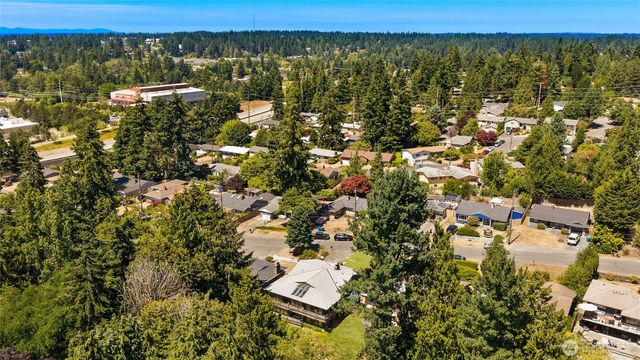 351 NE 163rd, Shoreline, WA 98155