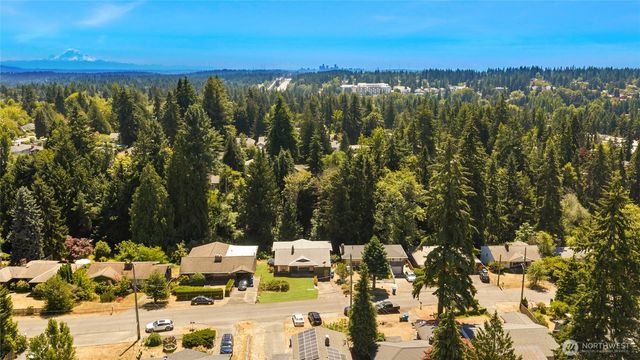 351 NE 163rd, Shoreline, WA 98155