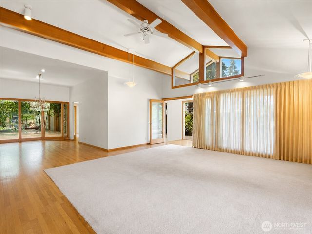 351 NE 163rd, Shoreline, WA 98155