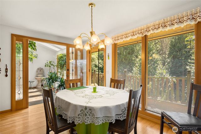 351 NE 163rd, Shoreline, WA 98155