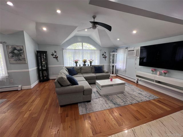 11026 175th Street, Jamaica, NY 11433