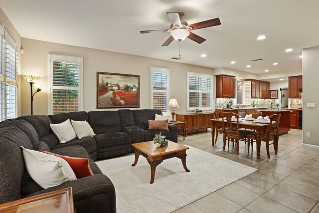 1583 Roger Dr, Tracy, CA 95304