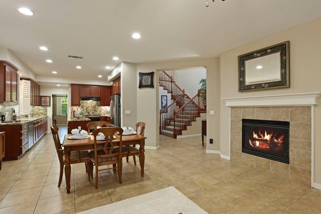 1583 Roger Dr, Tracy, CA 95304