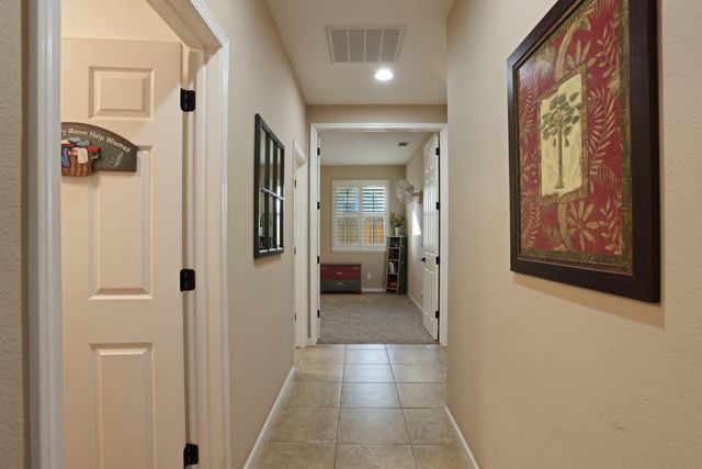 1583 Roger Dr, Tracy, CA 95304