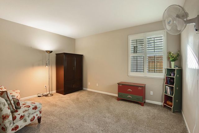 1583 Roger Dr, Tracy, CA 95304