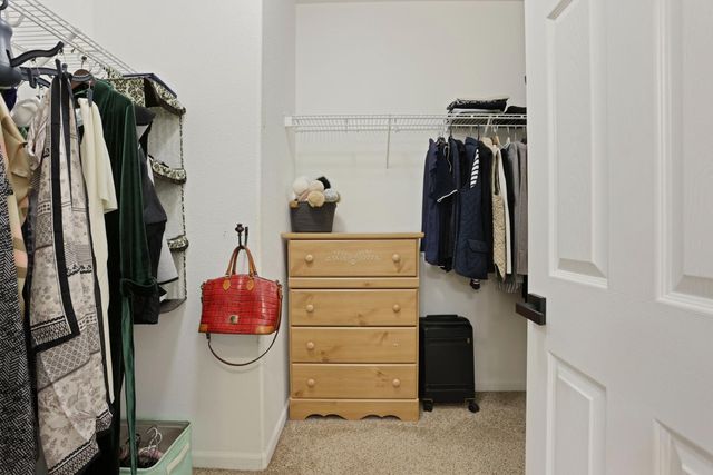 1583 Roger Dr, Tracy, CA 95304