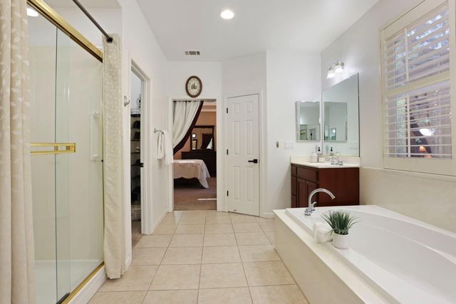 1583 Roger Dr, Tracy, CA 95304