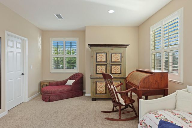 1583 Roger Dr, Tracy, CA 95304