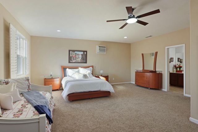 1583 Roger Dr, Tracy, CA 95304