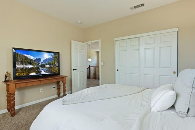 1583 Roger Dr, Tracy, CA 95304