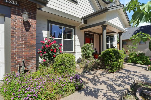 1583 Roger Dr, Tracy, CA 95304