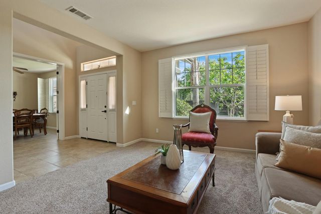 1583 Roger Dr, Tracy, CA 95304