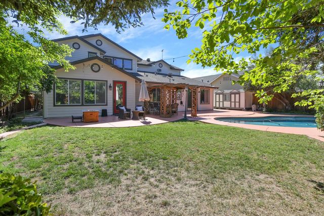 1583 Roger Dr, Tracy, CA 95304