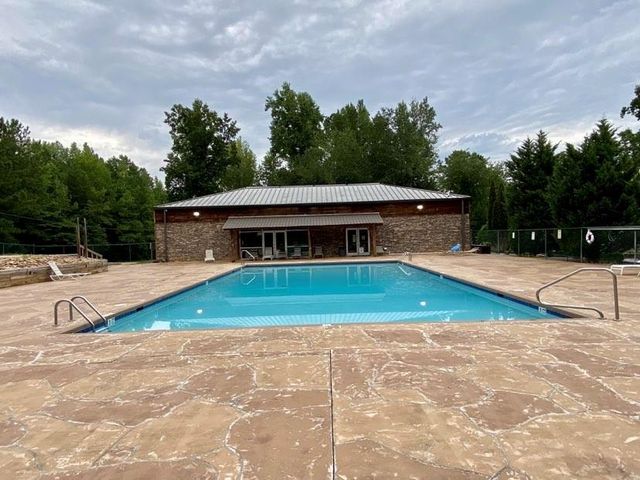 496 Meadow Lane, Talking Rock, GA 30175