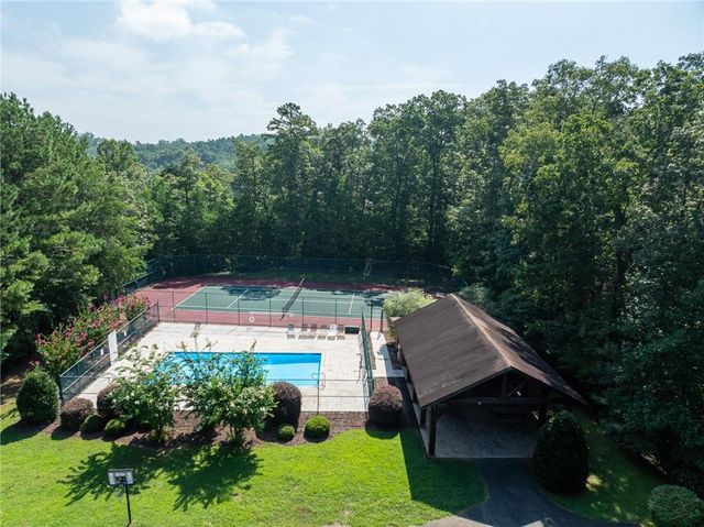 496 Meadow Lane, Talking Rock, GA 30175