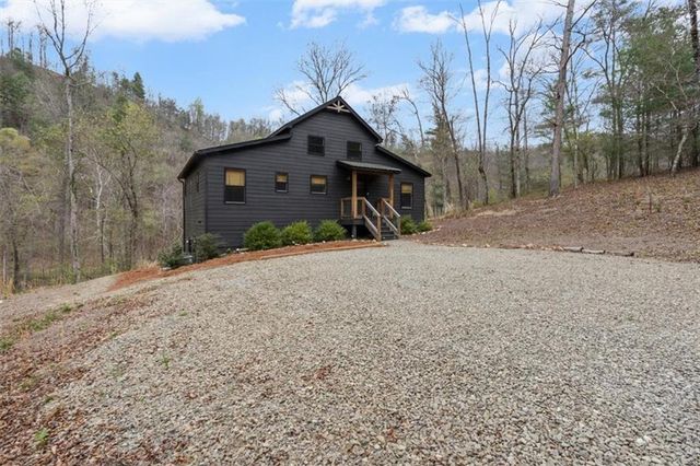 496 Meadow Lane, Talking Rock, GA 30175