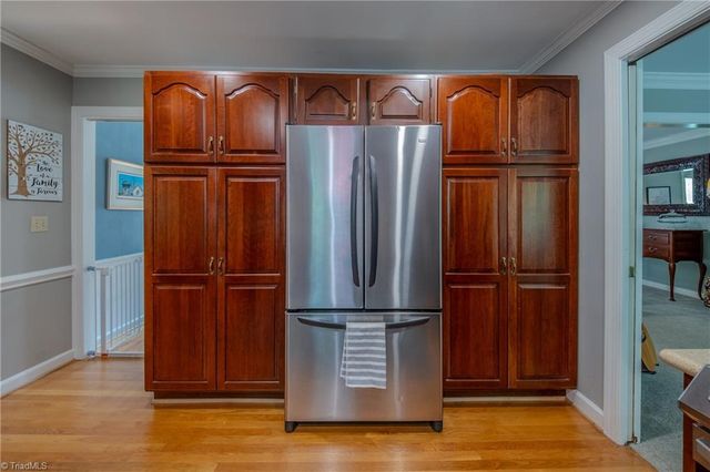 5034 Cobblestone Road, Winston-salem, NC 27106