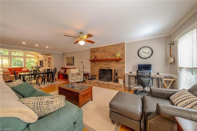 5034 Cobblestone Road, Winston-salem, NC 27106