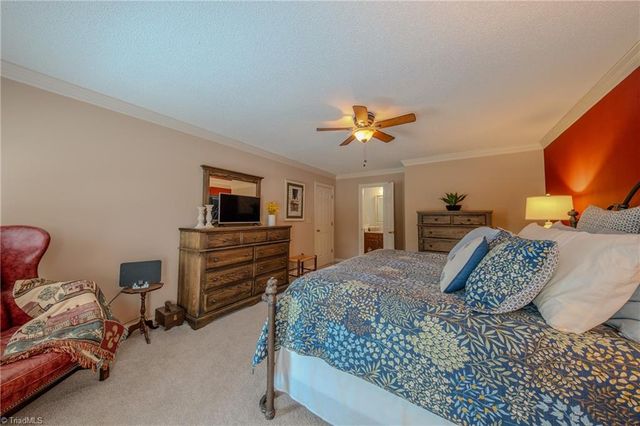 5034 Cobblestone Road, Winston-salem, NC 27106