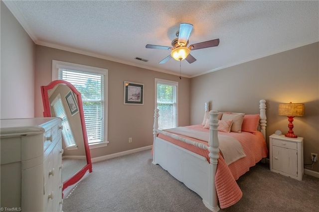 5034 Cobblestone Road, Winston-salem, NC 27106