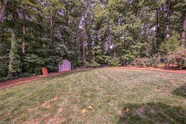 5034 Cobblestone Road, Winston-salem, NC 27106
