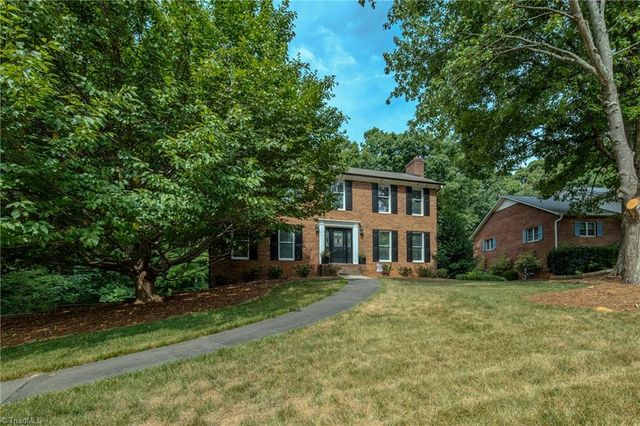 5034 Cobblestone Road, Winston-salem, NC 27106