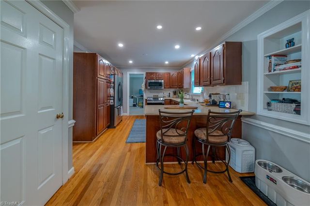 5034 Cobblestone Road, Winston-salem, NC 27106